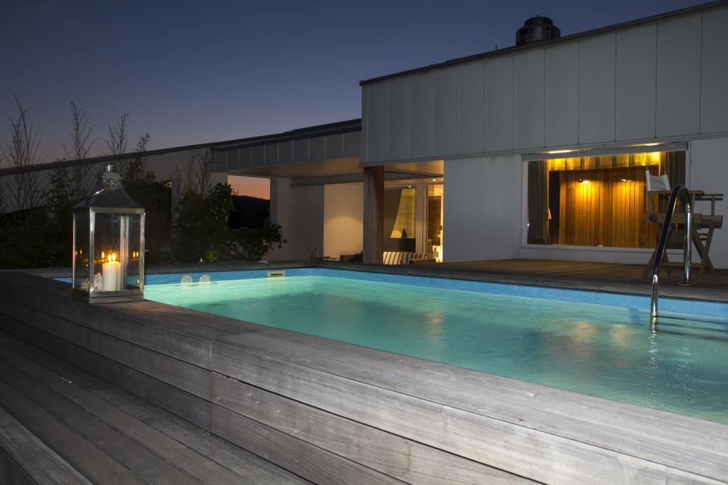 Pavi Apts Ljubljana - Private Rooftop Swimming Pool Room photo
